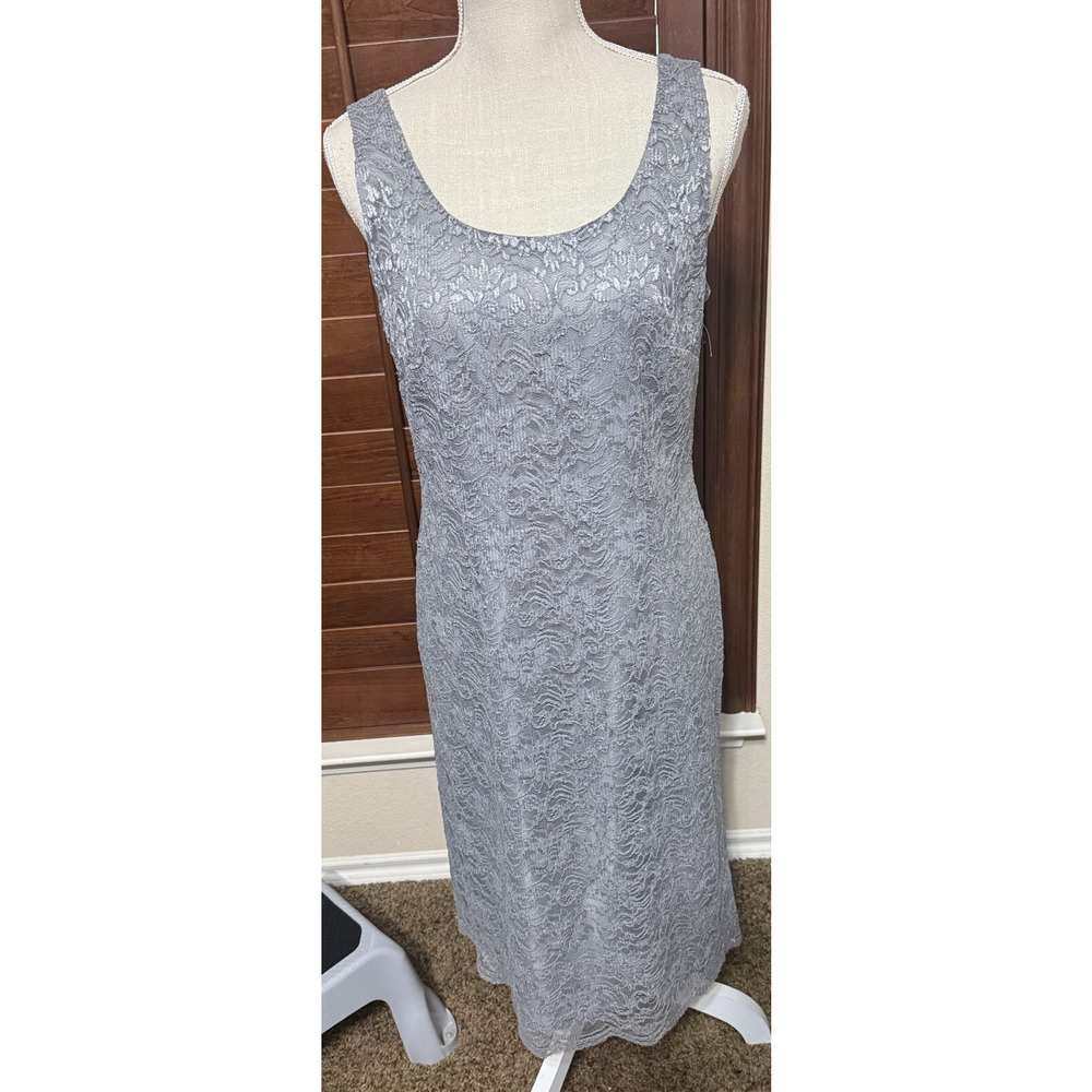 Jessica Howard Silver Grey Lace Formal Evening Dress Size 10 knee length sheath